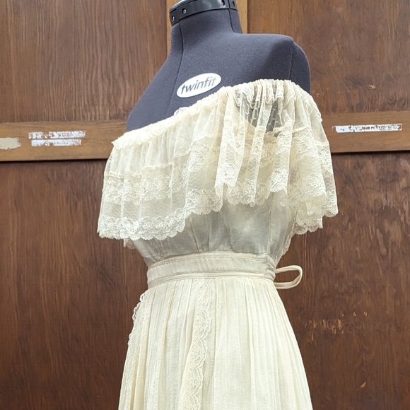 VINTAGE WEDDING - 1970s Vintage Gunne Sax by Jessica McClintock Size 5 Natural - Picture 4 of 15